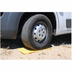 Piastre di Trazione Antiscivolo per Camper e Van – Set da 2