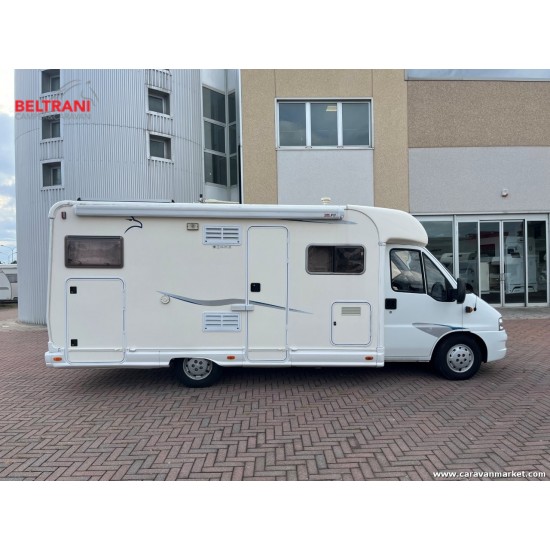 Sun Living Falcon P250 - 2006