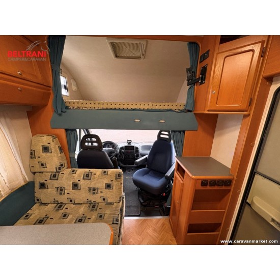 Adria Adriatik 560 - 2002