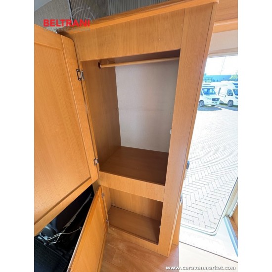 Ci Riviera Garage - 2005