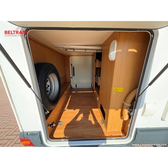 Ci Riviera Garage - 2005