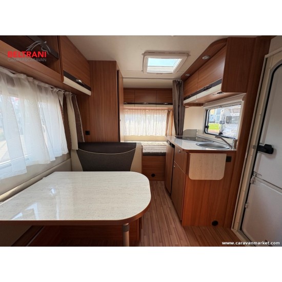 Weinsbeg Caraone 390 QD - 2015