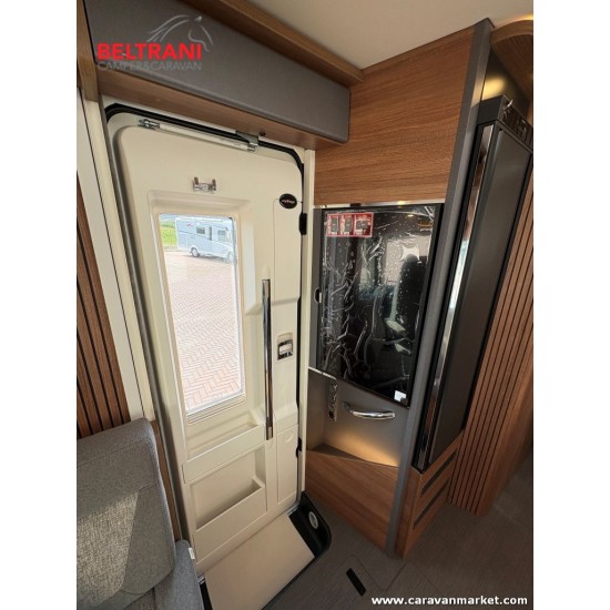 Carthago C2 Tourer I 145 RB-LE lightweight 3.5 t - Mercedes Benz