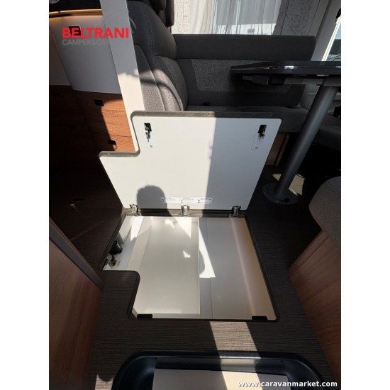 Carthago C2 Tourer I 145 RB-LE lightweight 3.5 t - Mercedes Benz