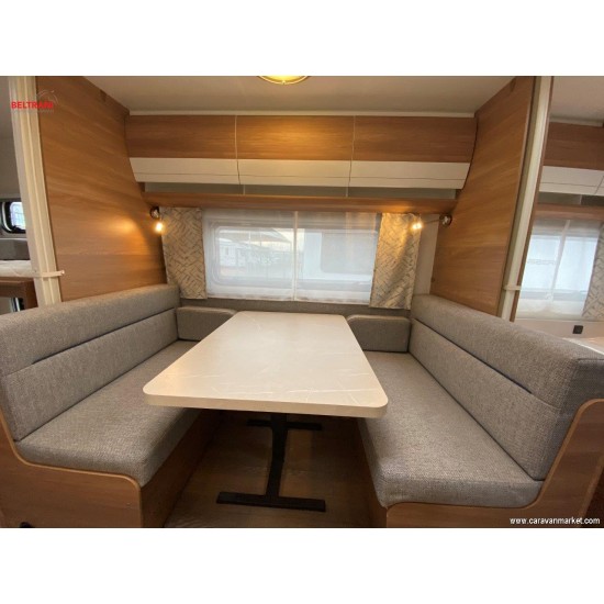 HOBBY DE LUXE 545 KMF HOBBY DE LUXE 545 KMF
