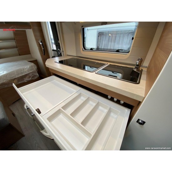 HOBBY DE LUXE 545 KMF HOBBY DE LUXE 545 KMF