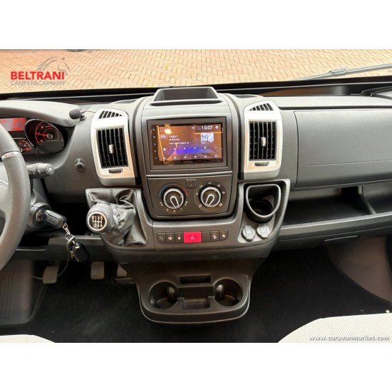 Dreamer Camper Van XL Select Limited - 2024