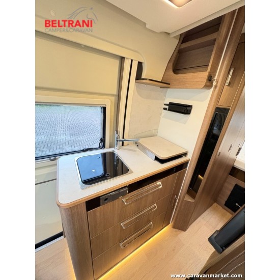 Dreamer Camper Van XL Select Limited - 2024