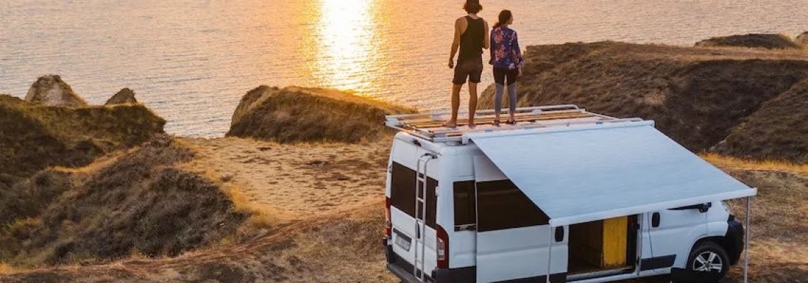 La guida per chi parte in camper per la prima volta La guida per chi parte in camper per la prima volta