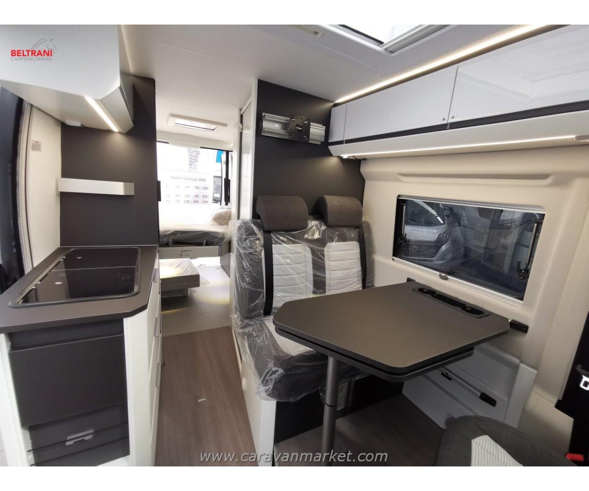 Adria Twin Supreme 640 Sgx Innen