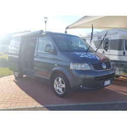 VOLKSWAGEN CALIFORNIA T5 4x4 -  ANNO 2007