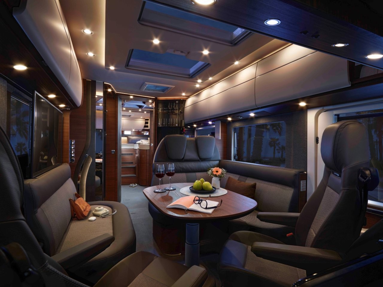 Atmosfera notturna Carthago Tourer