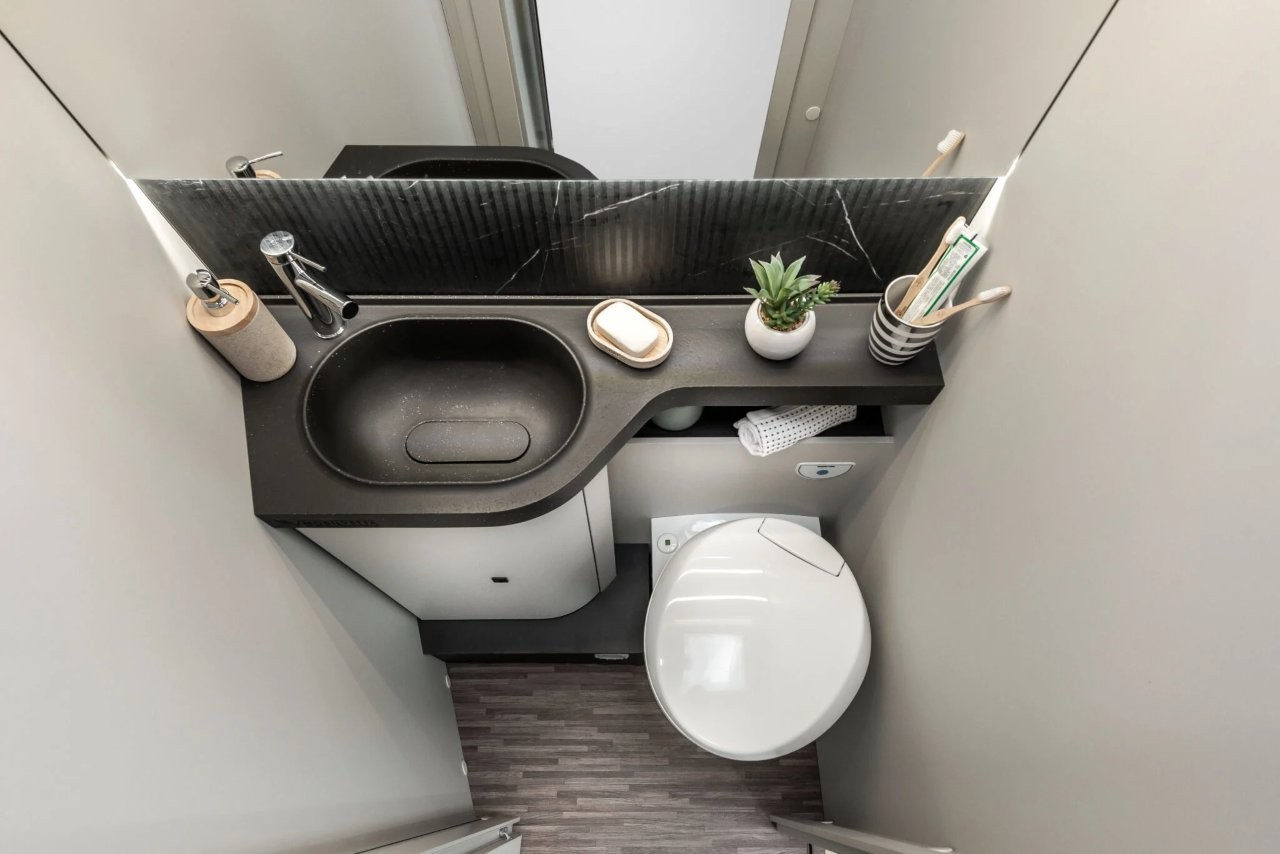 Mobilvetta Kea Kompakt 68 2026 dettaglio del letto centrale regolabile